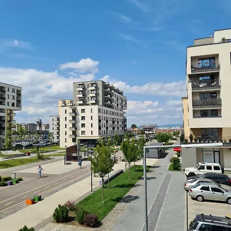 Tonic Coresi アパート