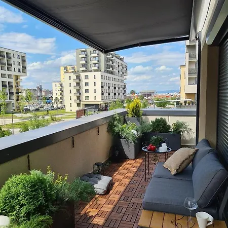 Apartamento Tonic Coresi Braşov